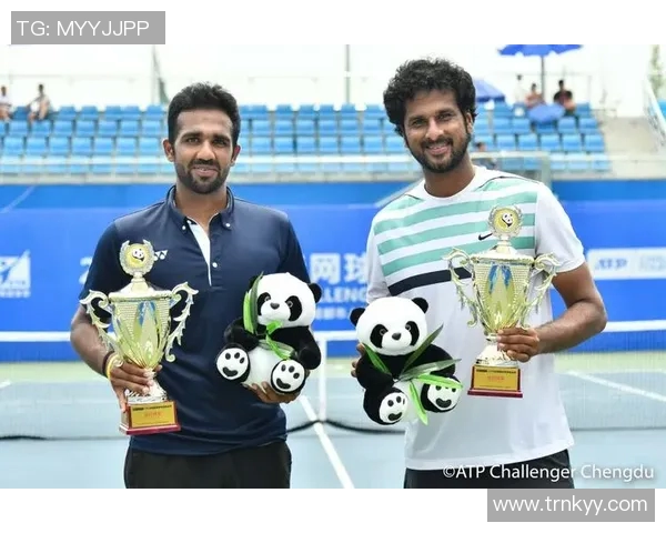 广州网球队与成都网球队技术对抗赛后分析与战术总结