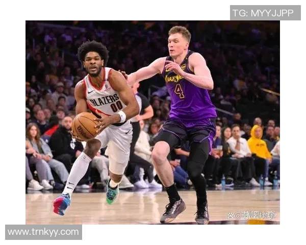 湖人惨败开拓者36分!史蒂文斯:詹姆斯重回洛杉矶遭遇滑铁卢 湖人惨败开拓者36分!史蒂文斯:詹姆斯重回洛杉矶遭遇滑铁卢