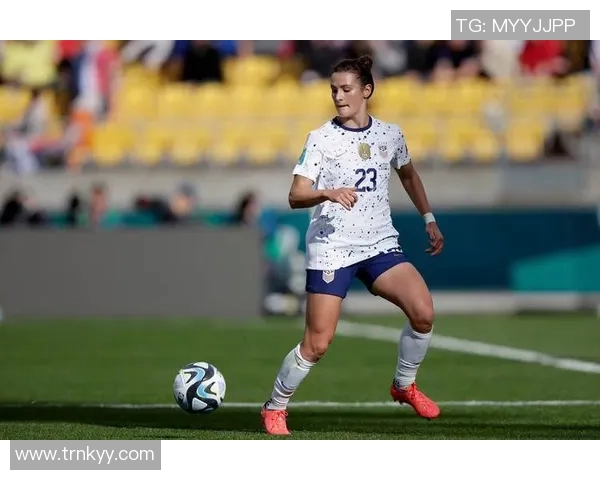 澳大利亚女足队在世界杯上夺得历史第一胜利,队员们信心倍增 澳大利亚女足队在世界杯上夺得历史第一胜利,队员们信心倍增